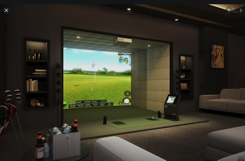 Golf simulator in home