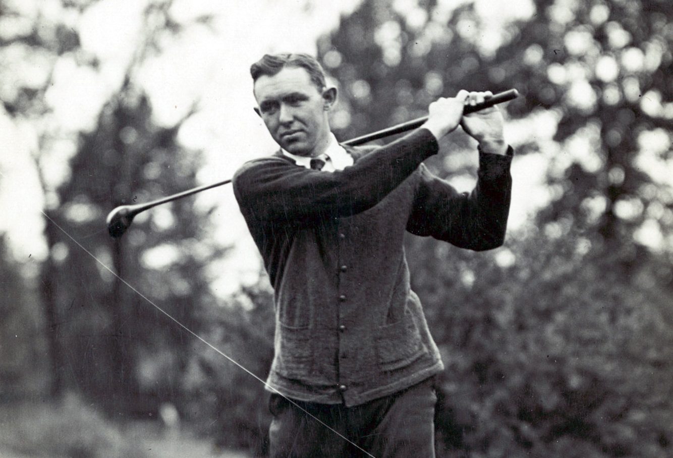 Old school golfer in the 1920s