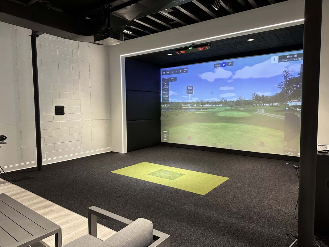 Home golf simulator room